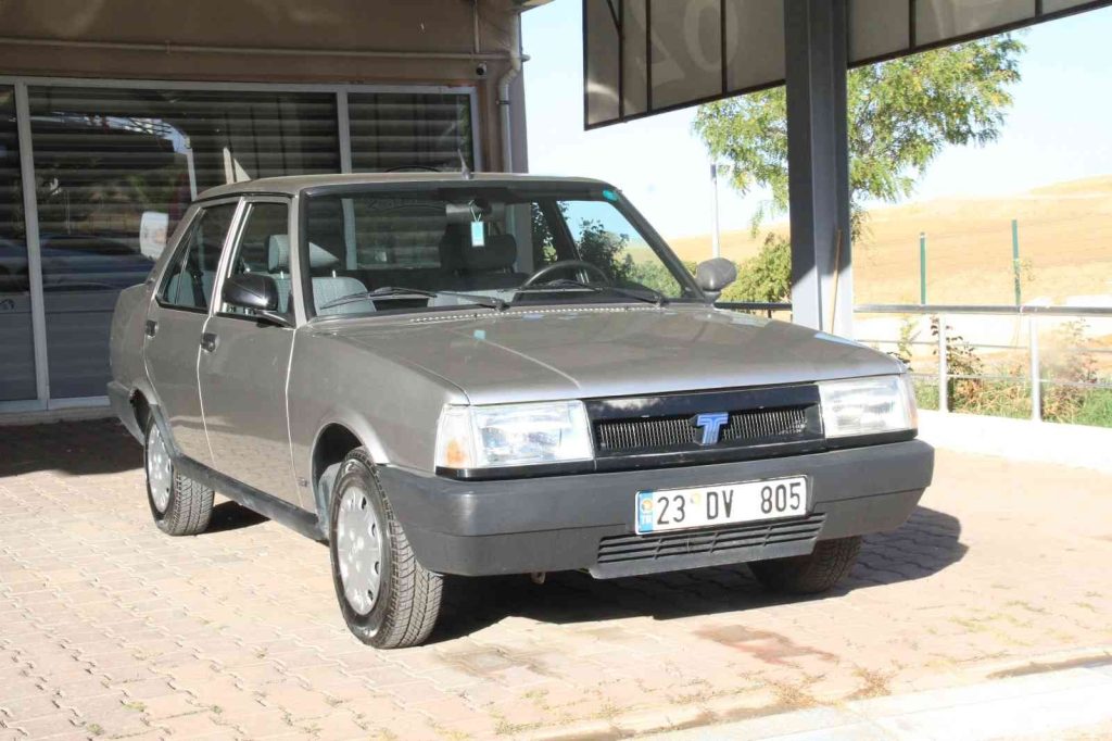 13 bin kilometredeki 2000 model ’Şahini’ne gözü gibi bakıyor
