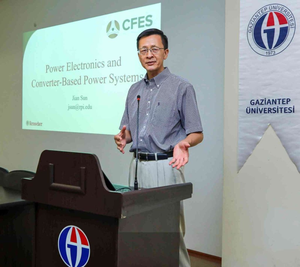 ABD’li direktörden ’’güç elektroniği’’ uyarısı