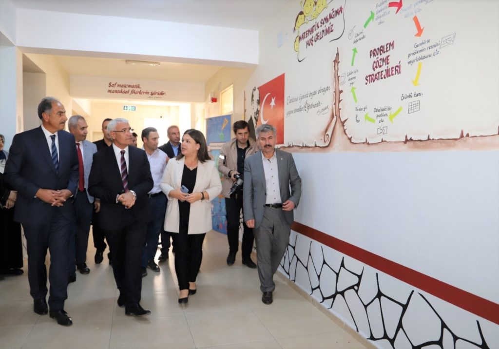 Battalgazi’deki öğrenciler teneffüste de öğrenmeye devam edecek