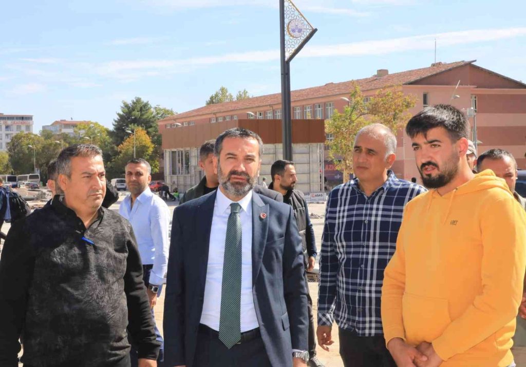 Cumhuriyet Meydanı’nda sona gelindi