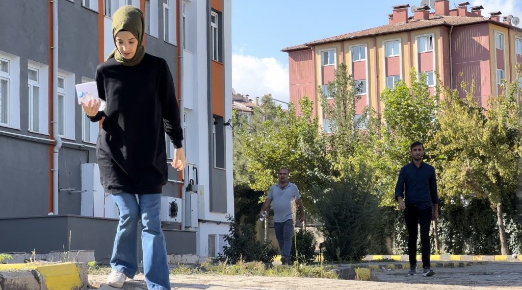 Diyarbakır’da üç öğrenci sınavı 1 dakika ile kaçırdı