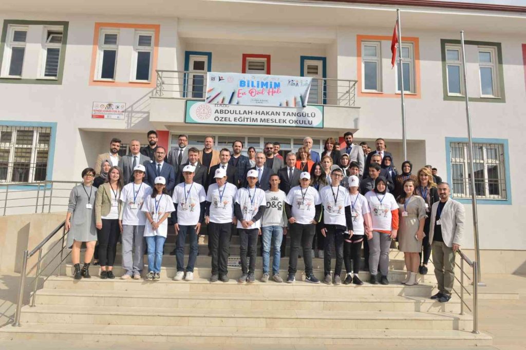 Elazığ’da ‘Bilimin En Özel Hali’ projesi hayata geçirildi