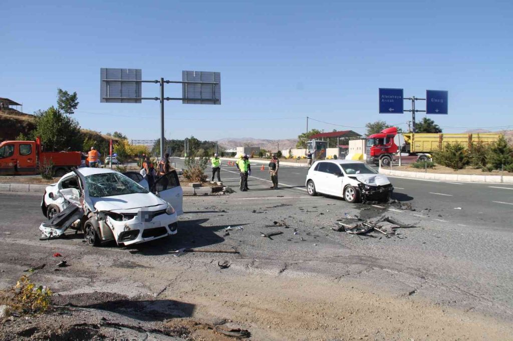 Elazığ’da feci kaza: 7 yaralı