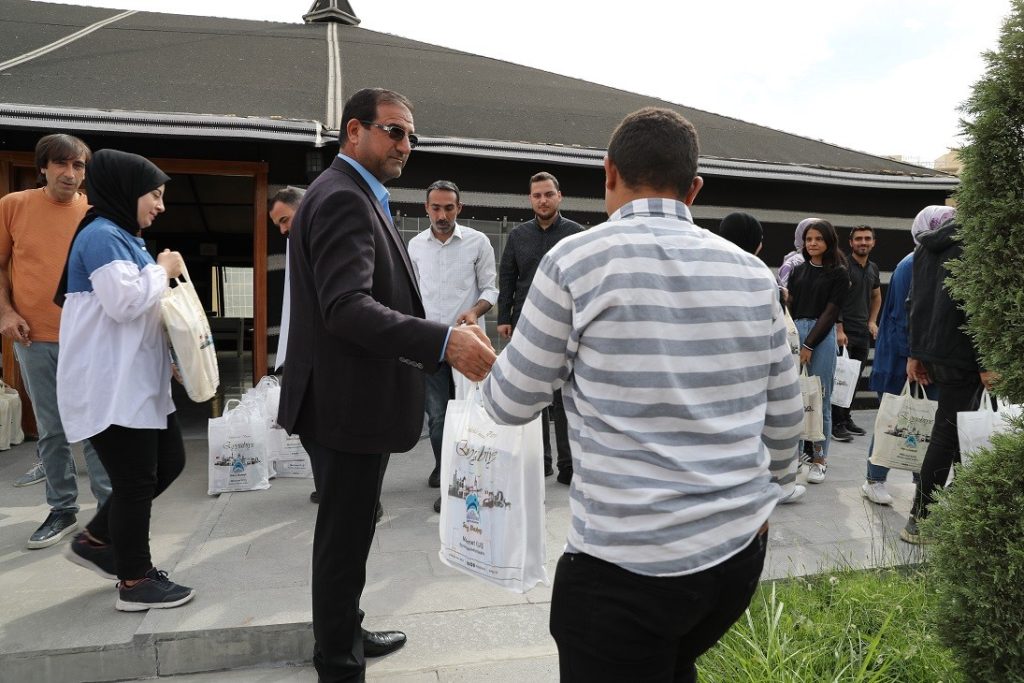 Eyyübiye’de öğrenciler için imkanlar seferber edildi