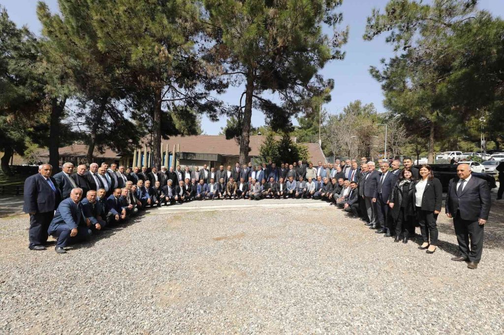 Fadıloğlu’ndan Muhtarlar Günü kutlaması