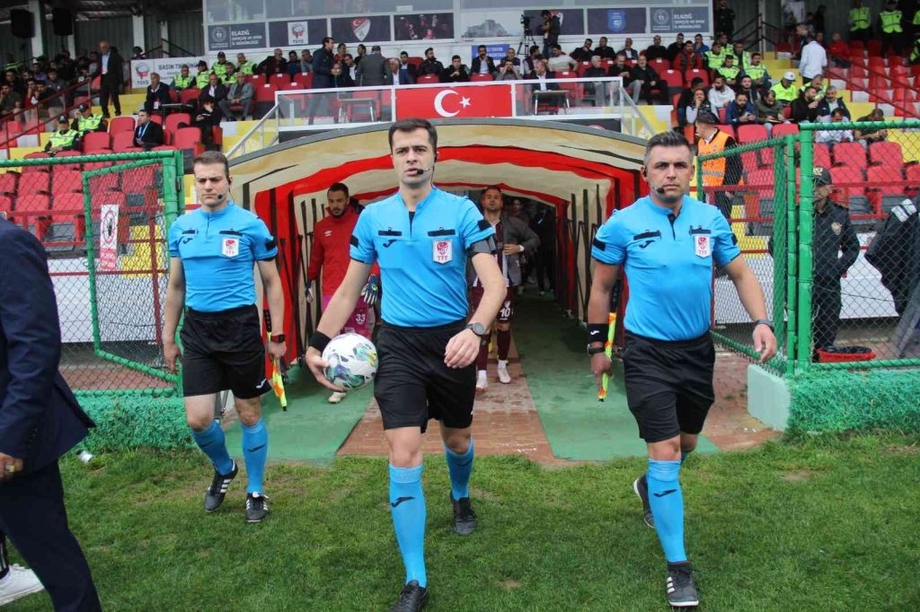 Gakgoş’a Muğla hakemi