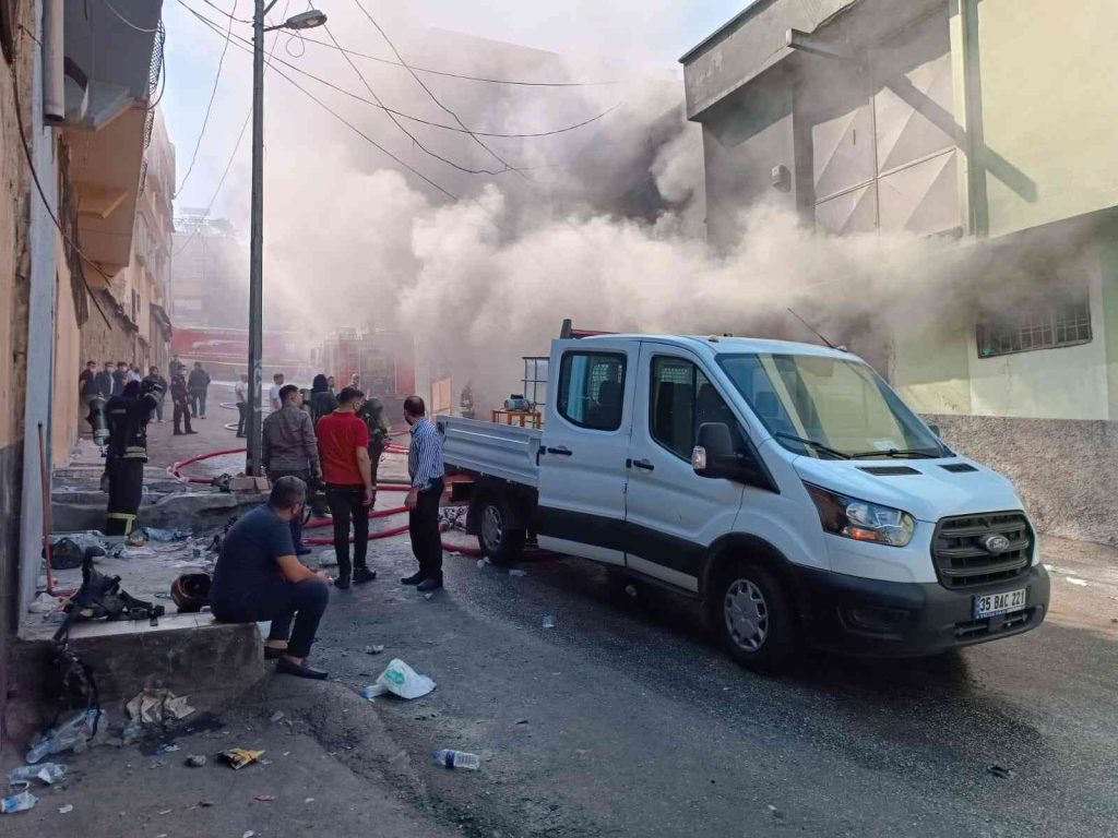 Gaziantep’te iplik atölyesinde yangın