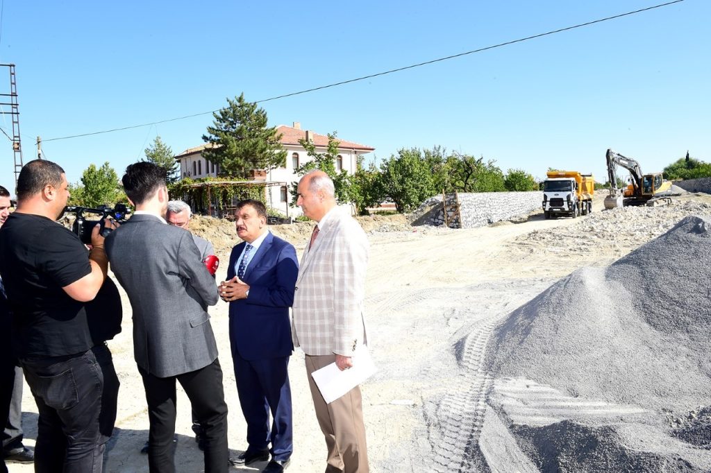 Gelinciktepe yol çalışması Kasım’da tamamlanacak