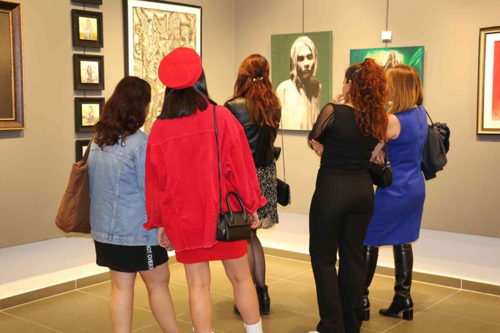 Güney İnisiyatif Karma resim sergisi