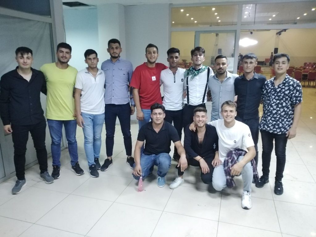 Kınalı kuzular için asker eğlenceleri başladı