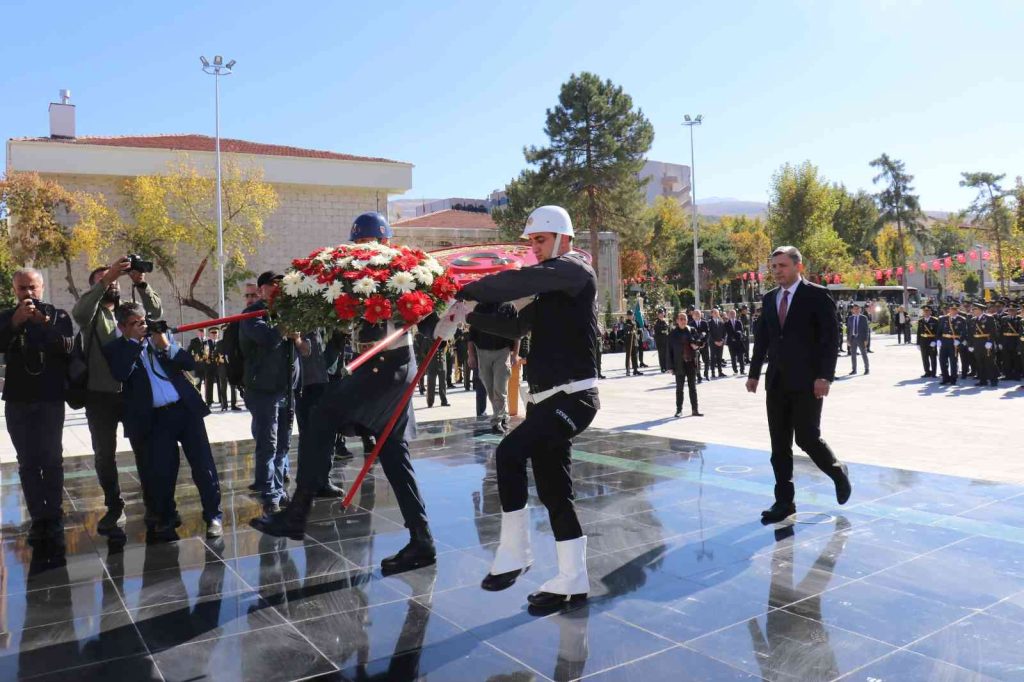 Malatya’da 29 Ekim kutlamaları başladı