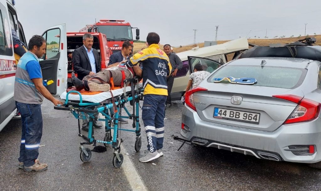 Malatya’da feci kaza: 1 ölü, 4 yaralı