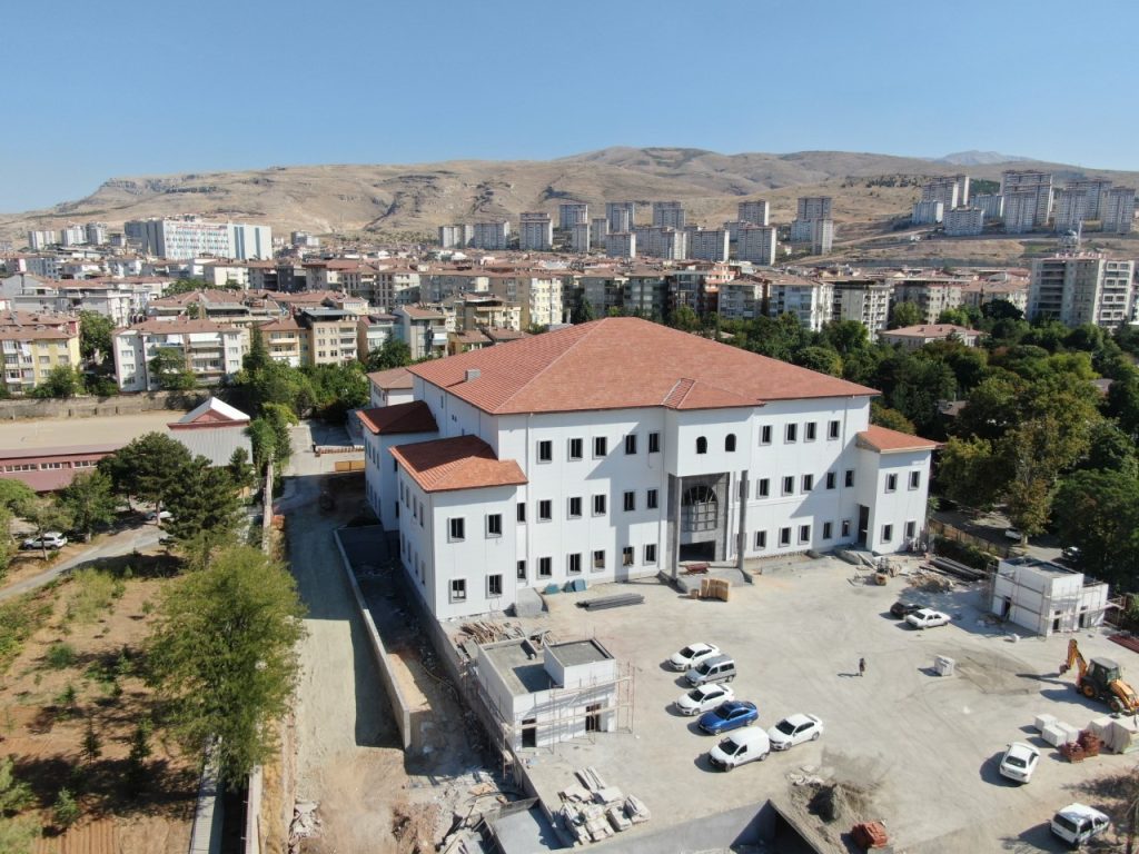 Millet Kütüphanesi bitme aşamasında