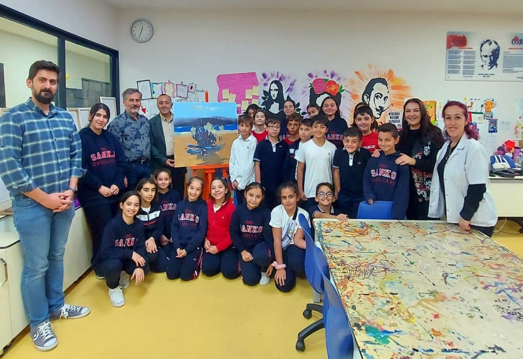 Ressam Doç. Dr. Türe Sanko’lu öğrencilerle buluştu