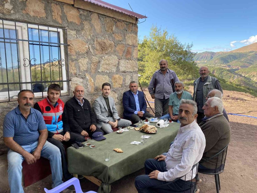 Yayladere Kaymakamı İrdelp vatandaşlarla bir araya geldi