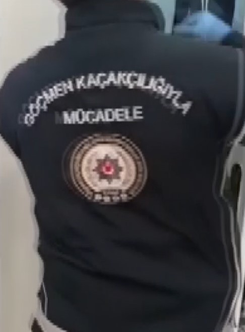 Yurt dışına kaçak göçmen gönderen şahıs yakalandı