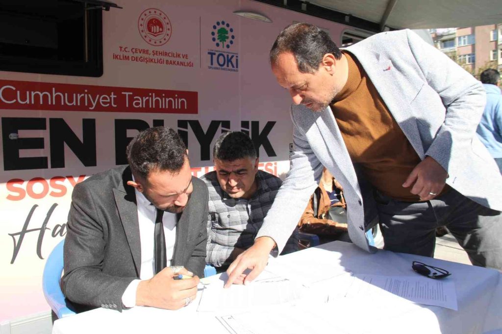 İlk Evim, İlk İş Yerim projesinin tanıtım aracı Elazığ’da