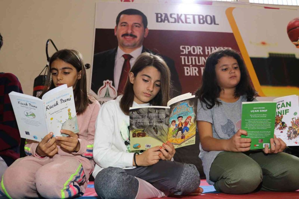 Şanlıurfa’da önce kitap sonra spor etkinliği
