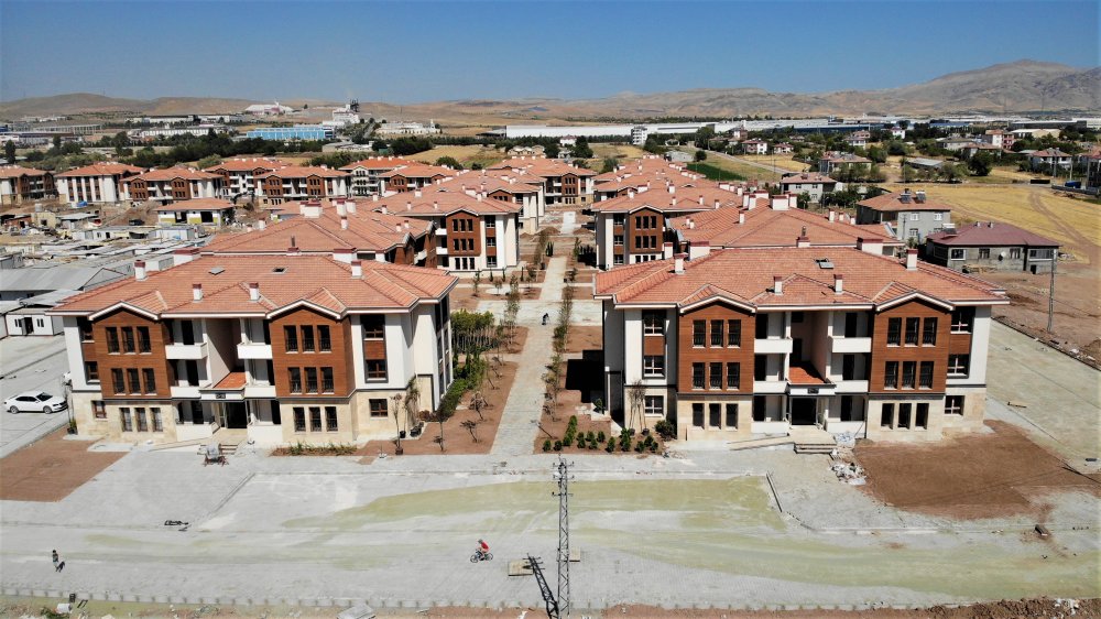 Beldelerdeki konut yapım çalışmaları paylaşıldı