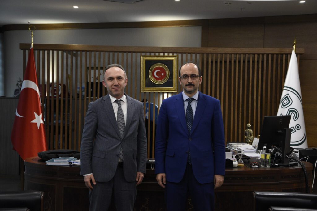 Sorucuoğlu, DSİ Genel Müdürü Mehmet Akif Balta’yı ziyaret etti.