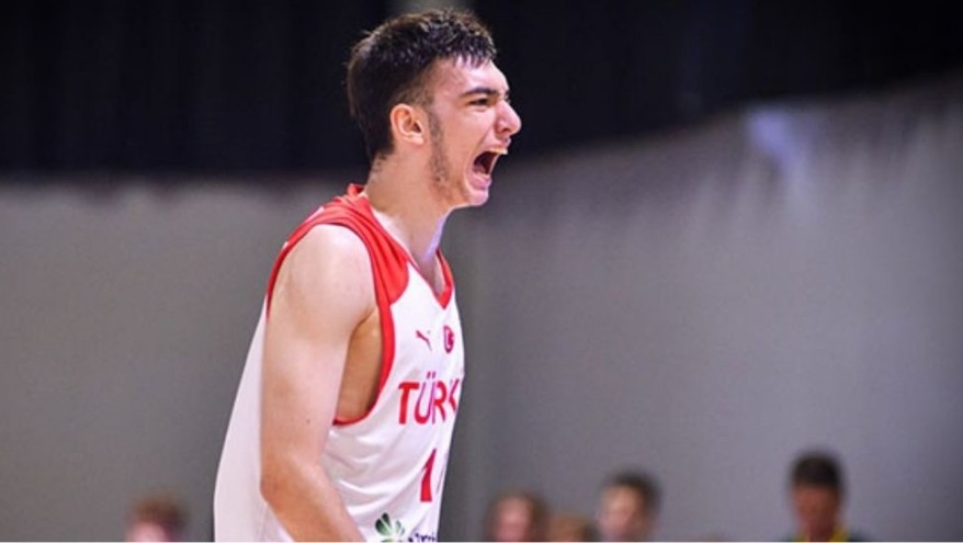 Genç Milliler Çeyrek Finalde