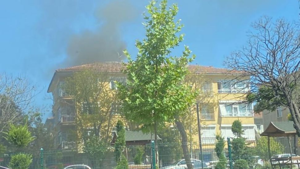 Ankara Kırım Caddesinde Binada Yangın