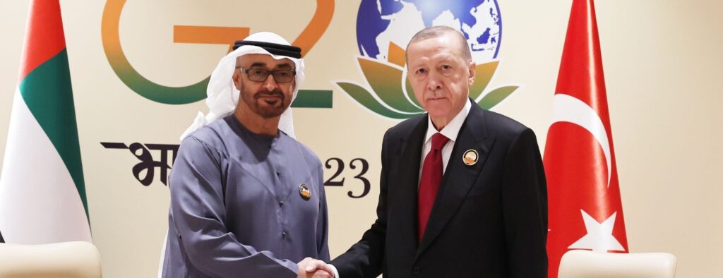 Erdoğan, G20 Zirvesi’nde BAE Devlet Başkanı Al Nahyan İle Bir Araya Geldi