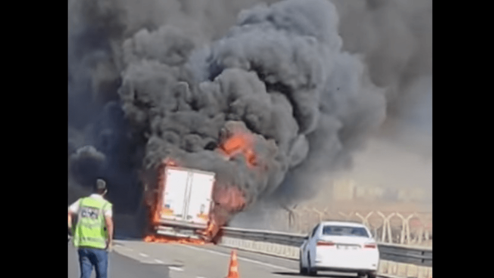 Mardin’de Korkulu Anlar, Tır Böyle Yandı
