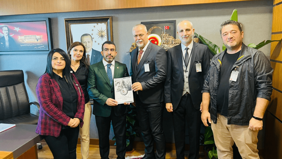 İstanbul Staj ve Çıraklık Sigortası Mağdurları Derneği’nden TBMM çıkartması