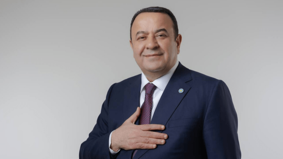 Adnan Beker İYİ Parti’den istifa etti