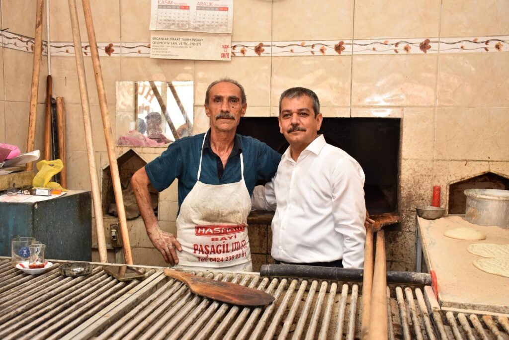 Milletvekili Erol Keleş, Gezin, Plajköy ve Kavak Köyü’nde Vatandaşlarla Buluştu