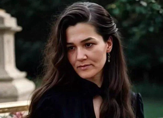 Fatma Nur Öğretmen gözyaşlarıyla uğurlandı