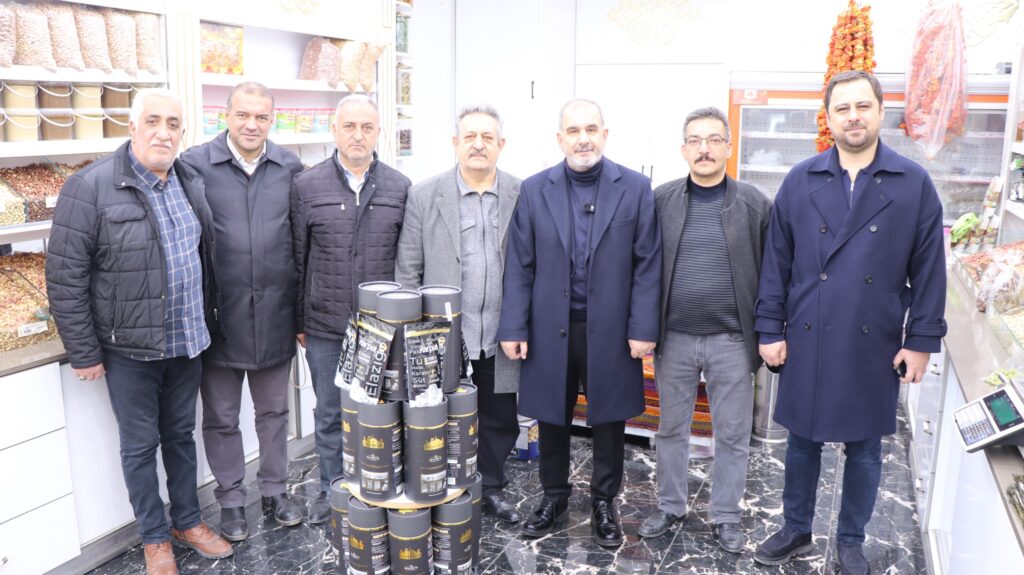 BAŞKAN İDRİS ALAN’DAN BAYRAM ÖNCESİ ESNAF ZİYARETİ